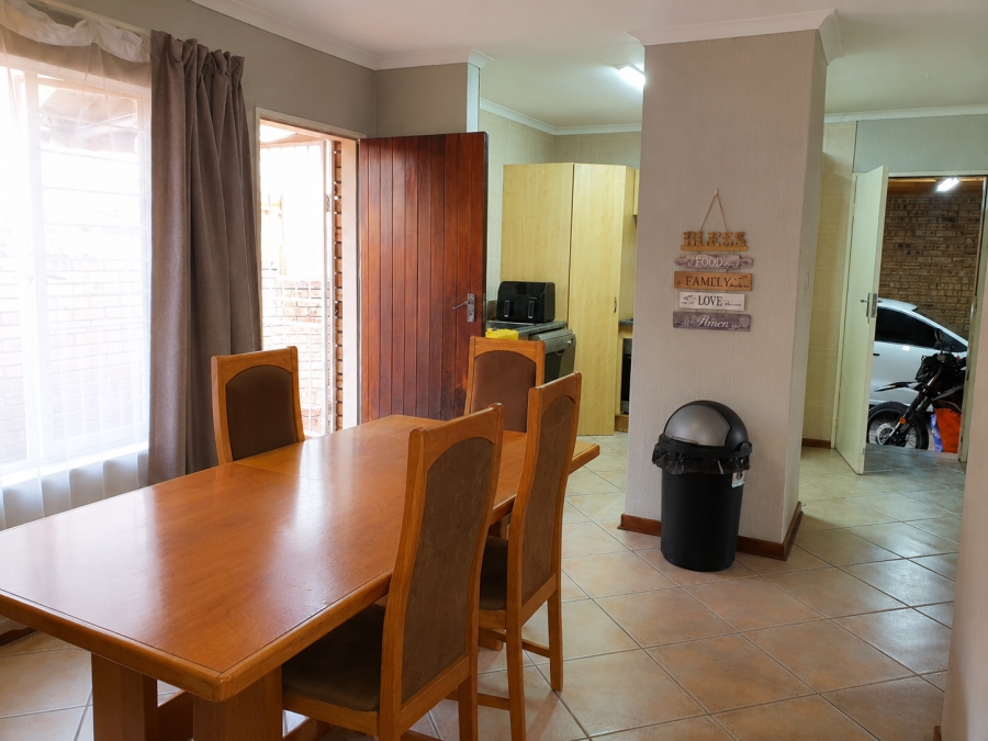 2 Bedroom Property for Sale in Cashan North West